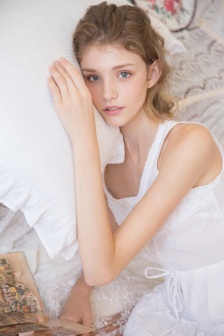 新闺蜜时代下载